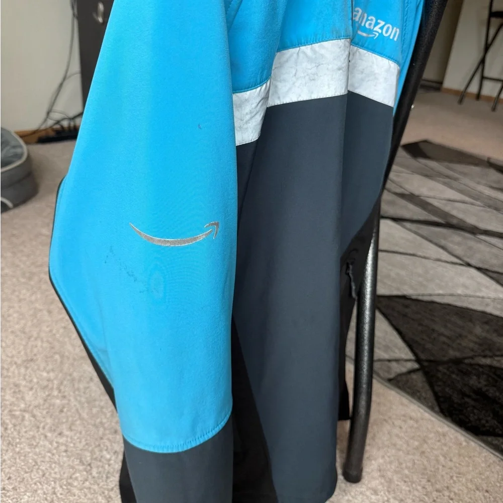 Amazon Fleece Lined Midweight Coat Size Large - Picture 3 of 10